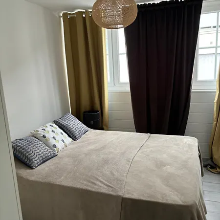 Appartement Nid Urbain Chez Sophie à Bagnères-de-Bigorre Extérieur photo